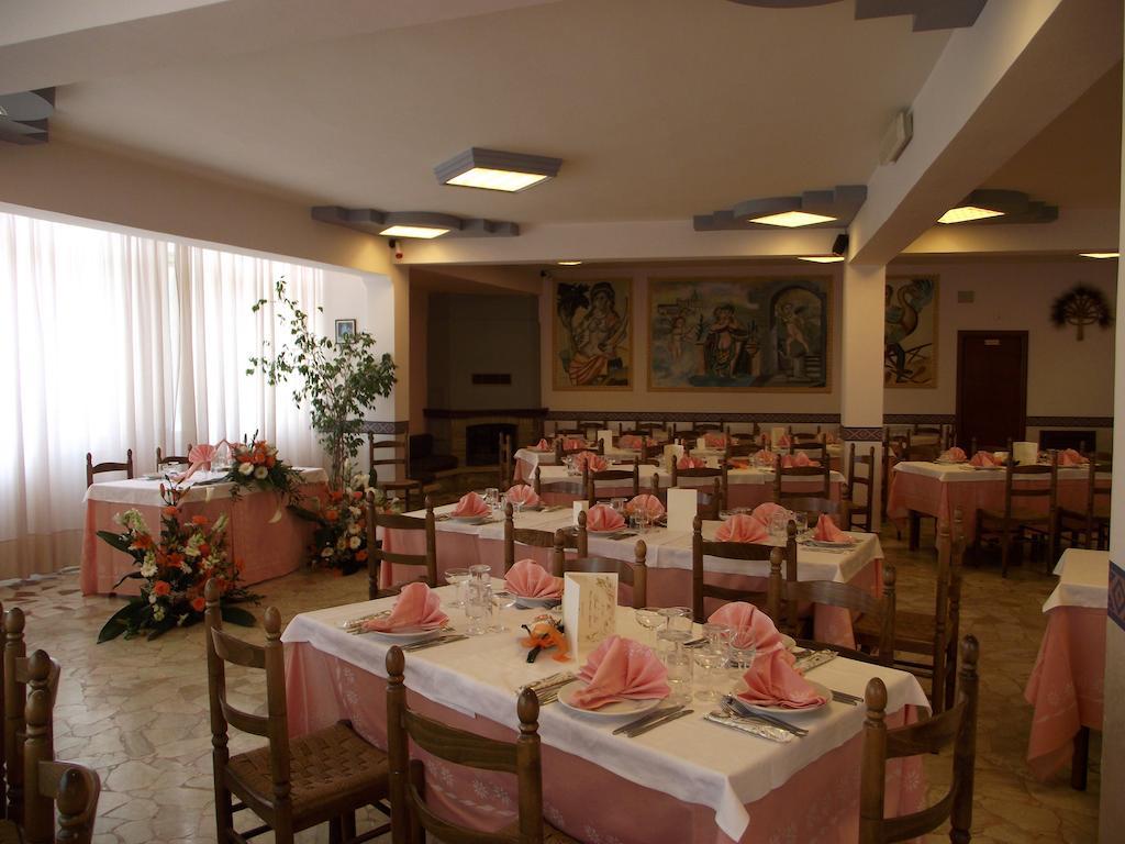 Hotel Ristorante Mosaici Piazza Armerina Kültér fotó